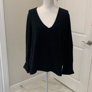 Treasure and bond V-neck sweater